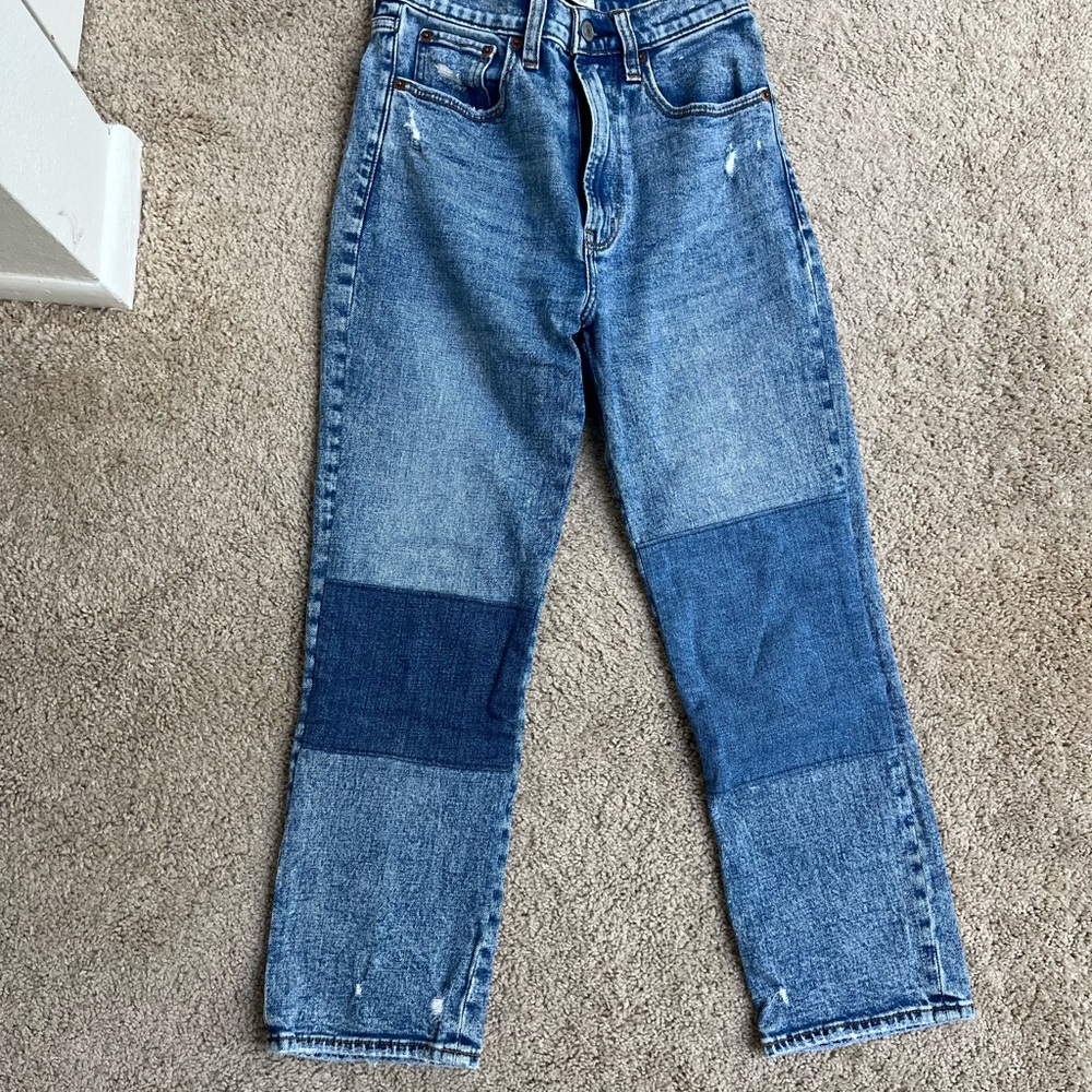 Abercrombie & Fitch Two-Tone Ankle Straight Jeans - Picture 6 of 6